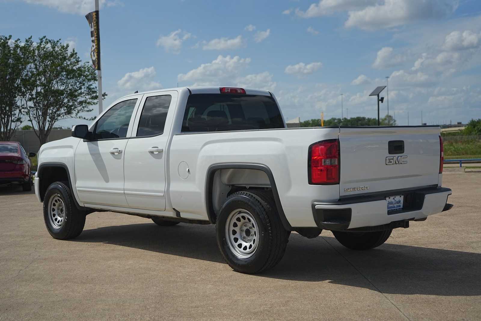 Thumbnail: 2017 GMC Sierra 1500 - 4