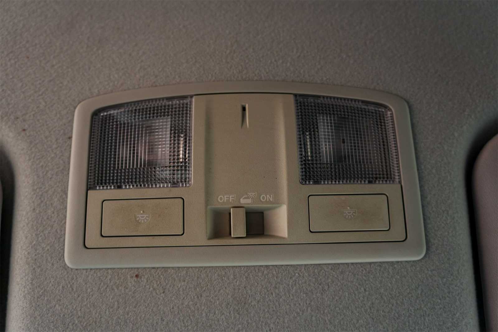 Thumbnail: 2012 Mazda Mazda3 - 27