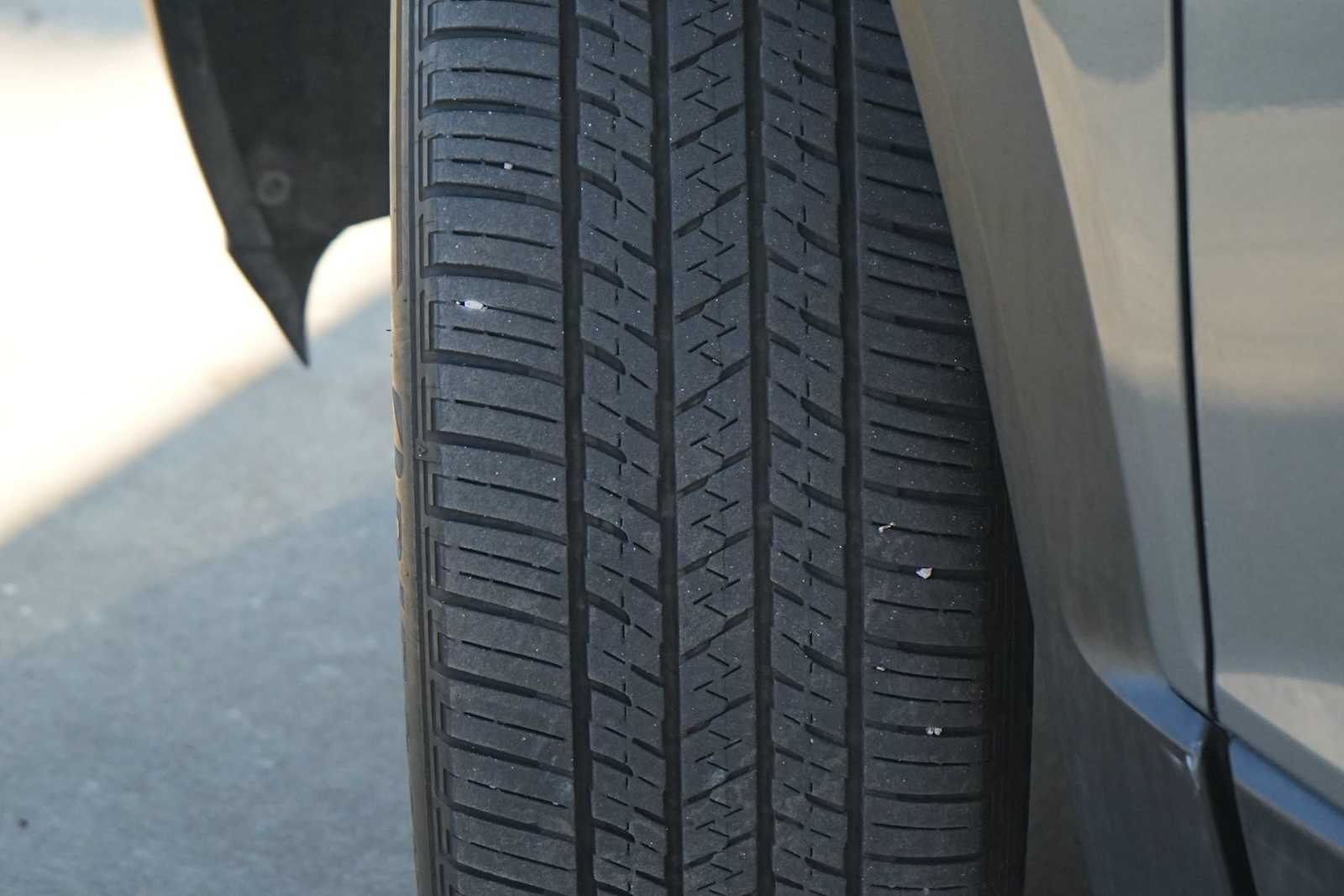 Thumbnail: 2021 GMC Acadia - 29