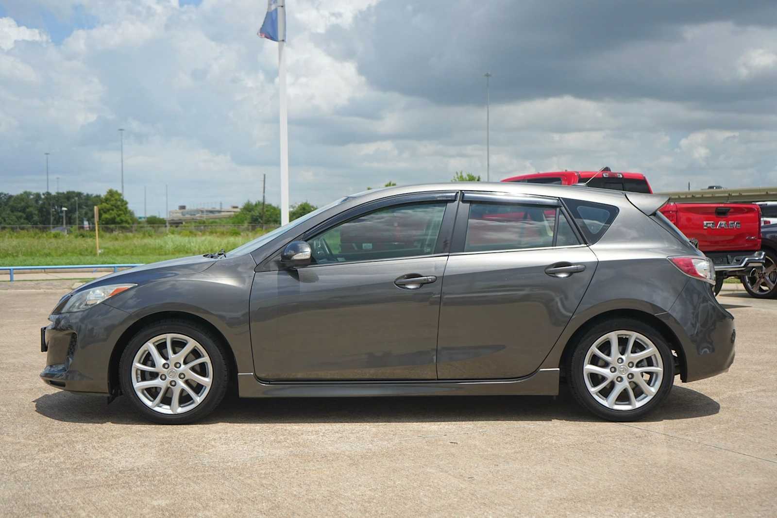 Thumbnail: 2012 Mazda Mazda3 - 3