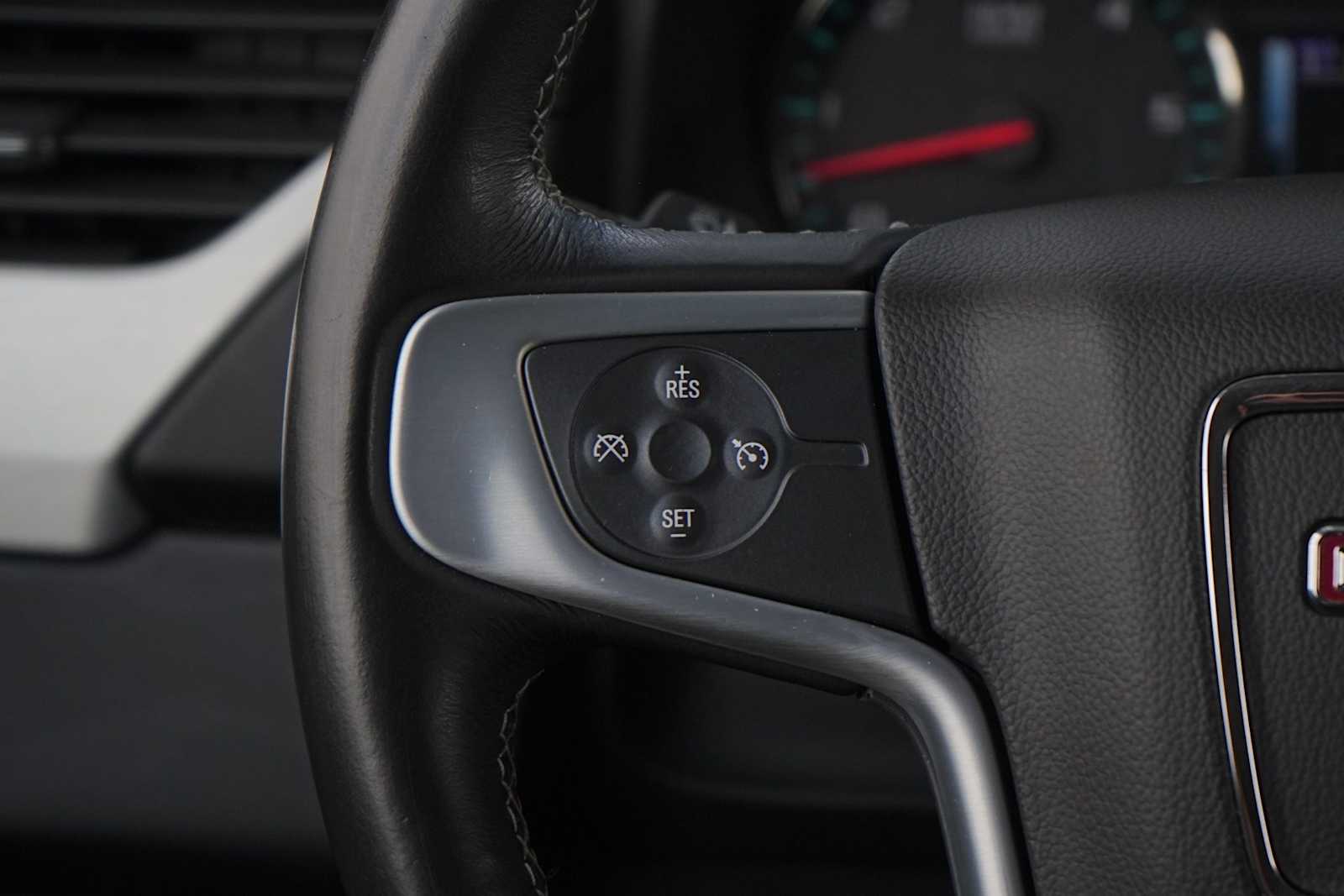 Thumbnail: 2018 GMC Yukon - 17