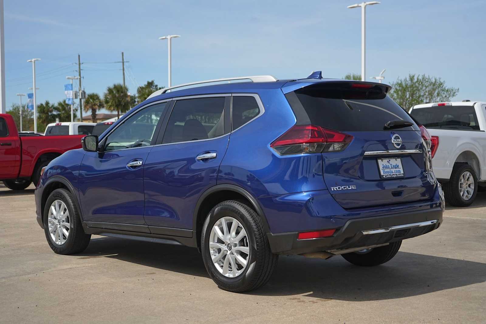 Thumbnail: 2020 Nissan Rogue - 4