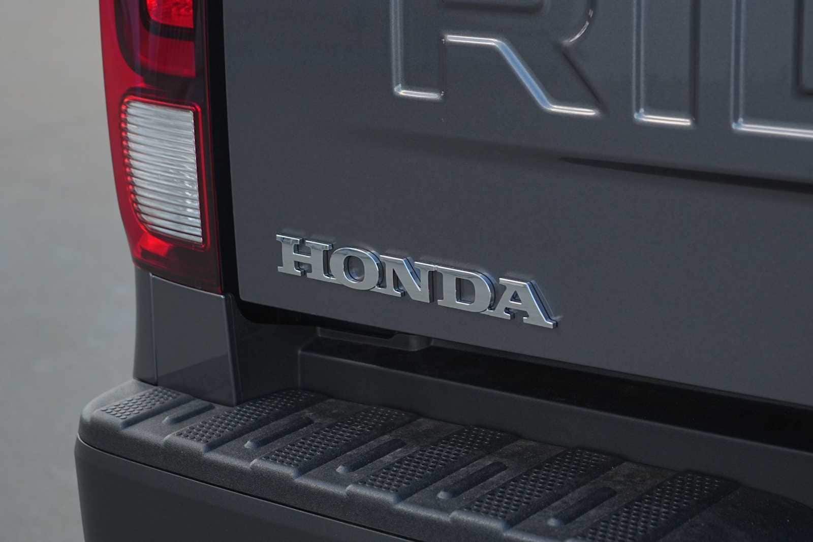 Thumbnail: 2026 Honda Ridgeline - 8