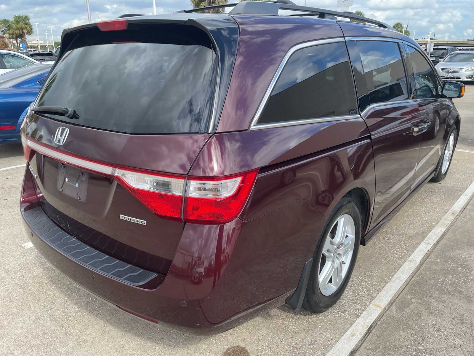 Thumbnail: 2013 Honda Odyssey - 3