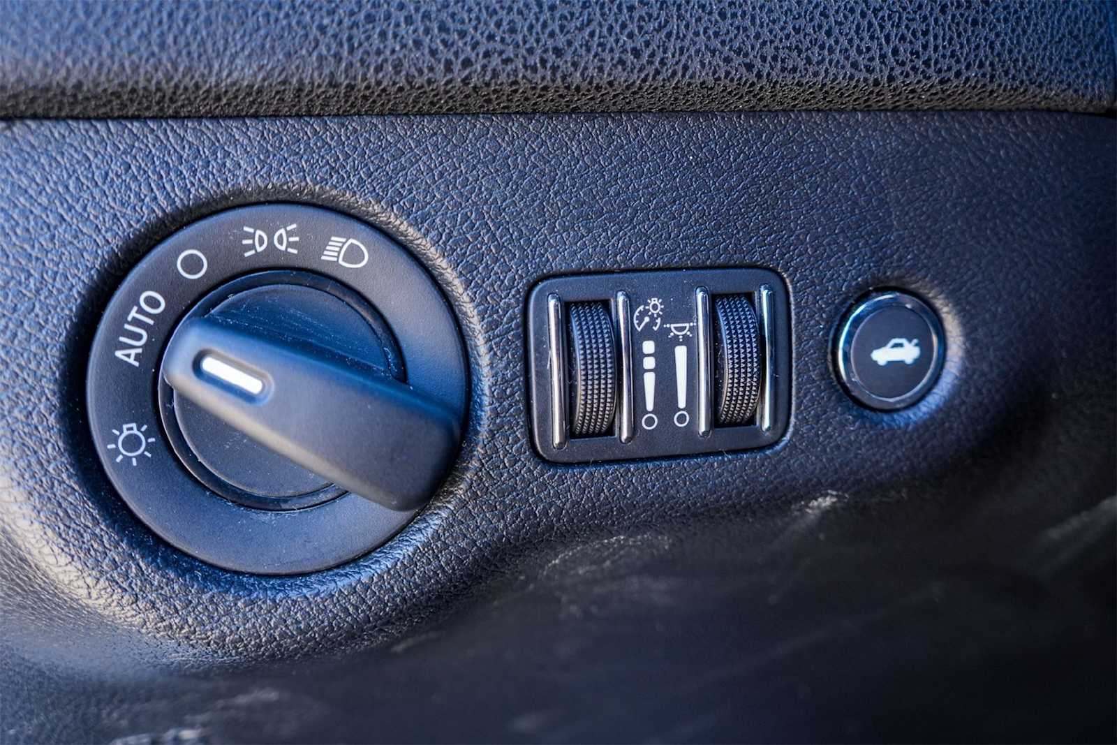 Thumbnail: 2019 Dodge Charger - 23