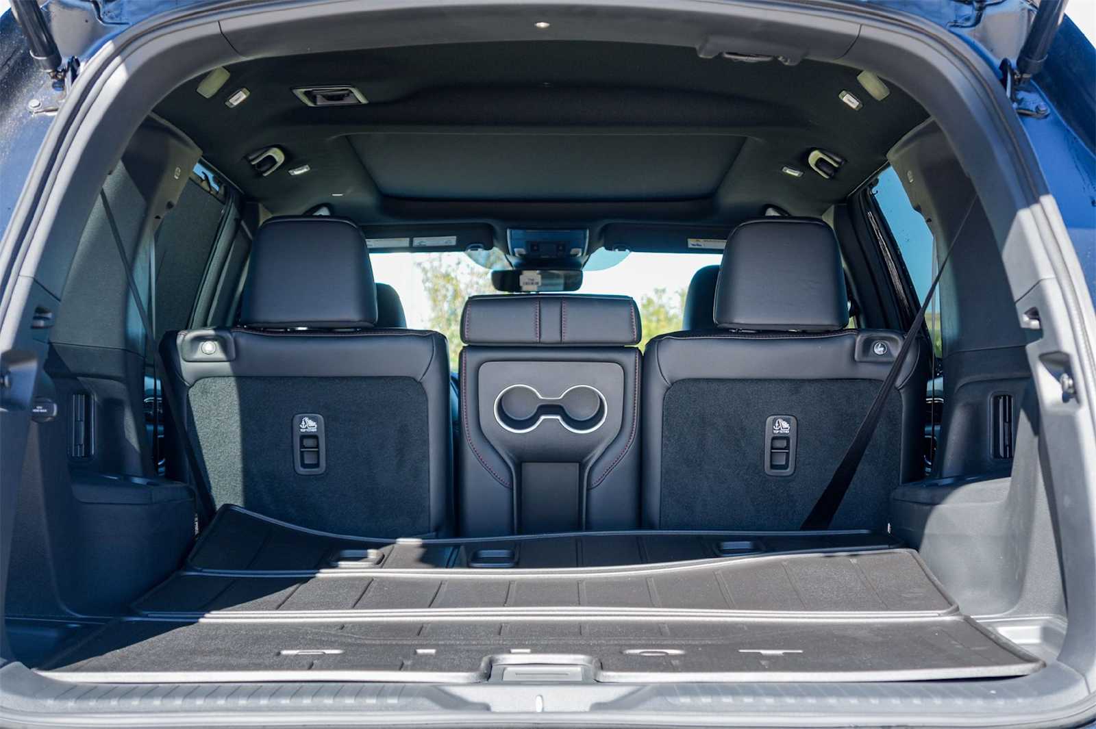 Thumbnail: 2025 Honda Pilot - 19