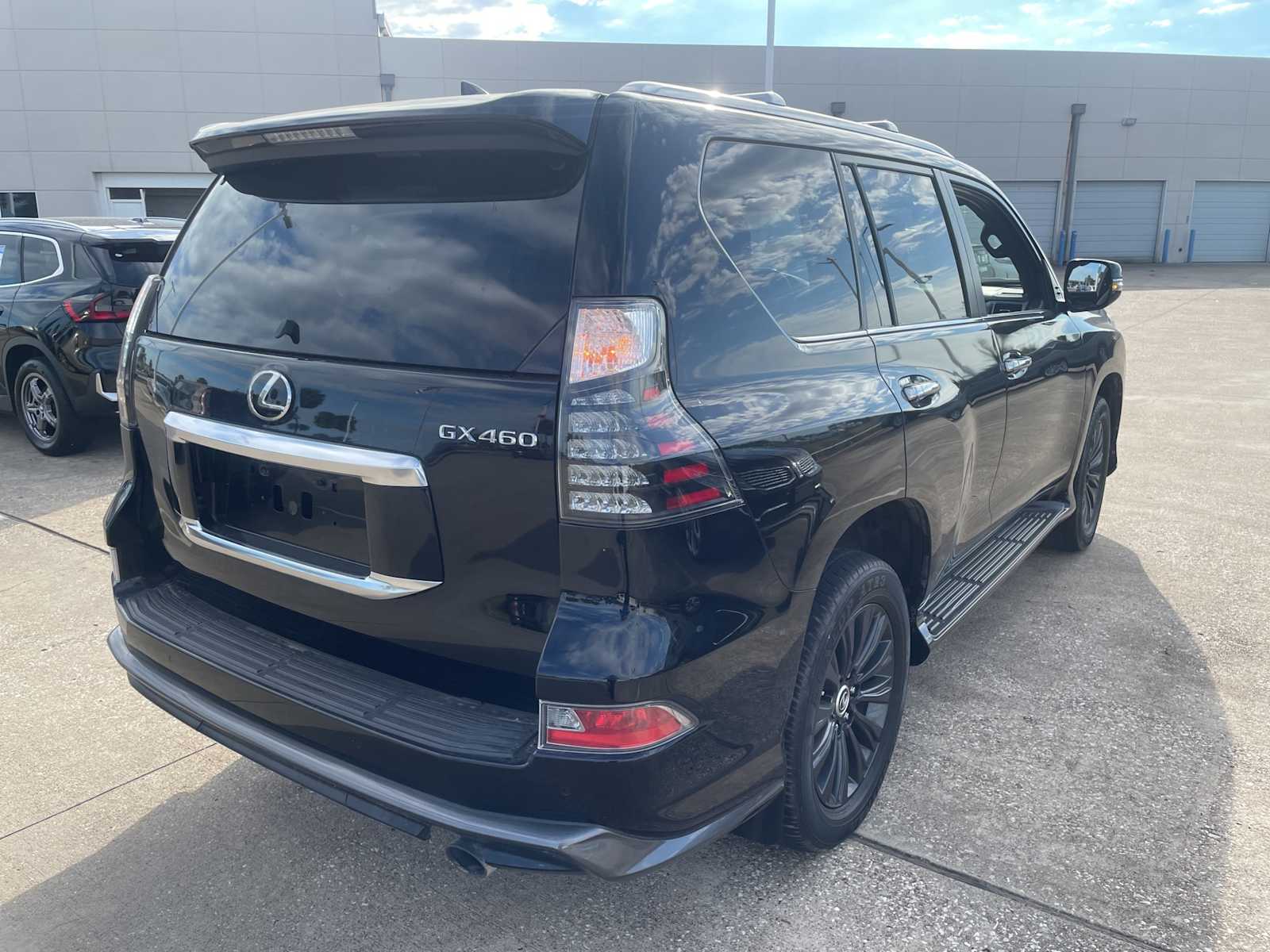 Thumbnail: 2023 Lexus GX - 3