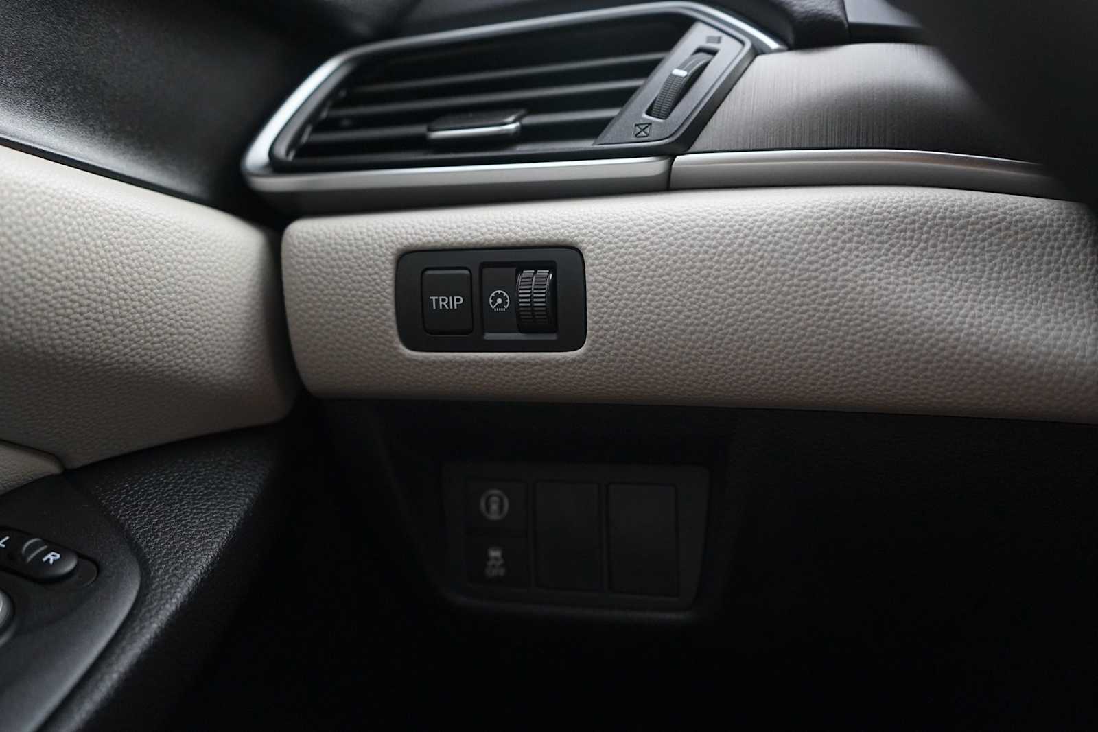 Thumbnail: 2019 Honda Accord - 23