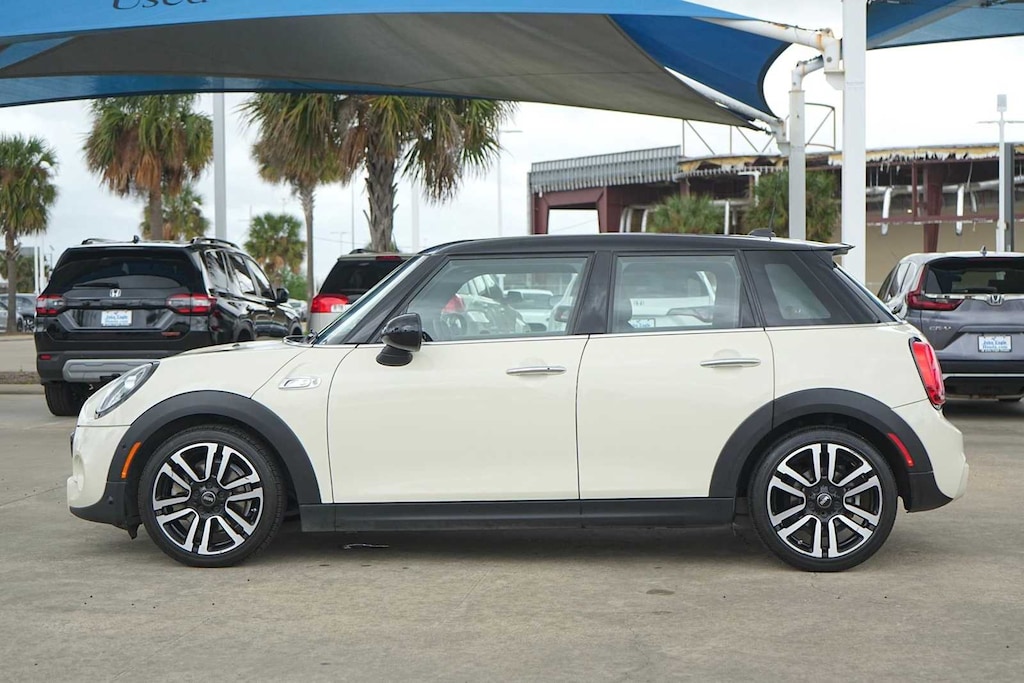 Used 2019 MINI Hardtop 4 Door Cooper S Iconic Hatchback