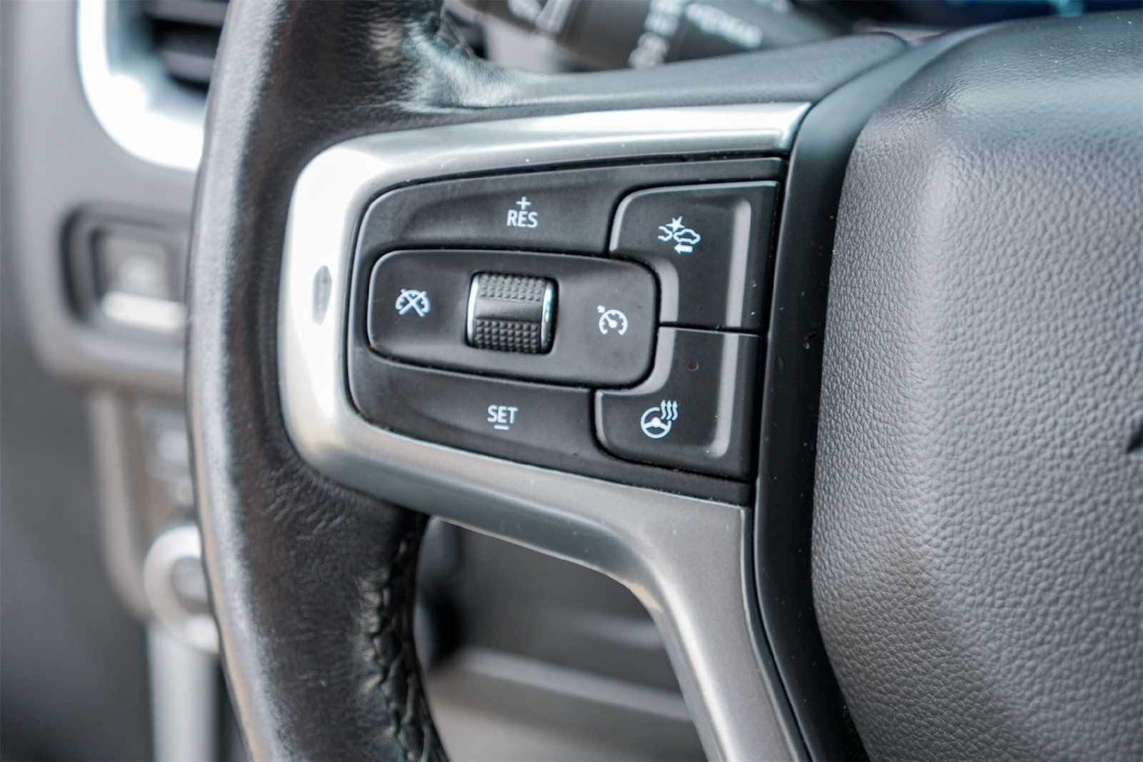 Thumbnail: 2022 Chevrolet Tahoe - 25