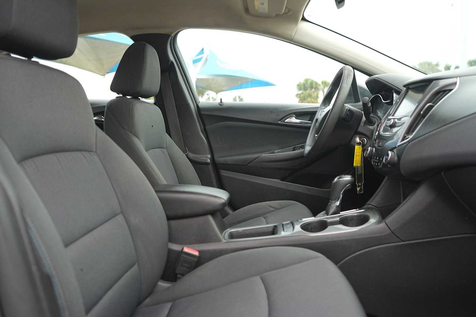 Thumbnail: 2016 Chevrolet Cruze - 15