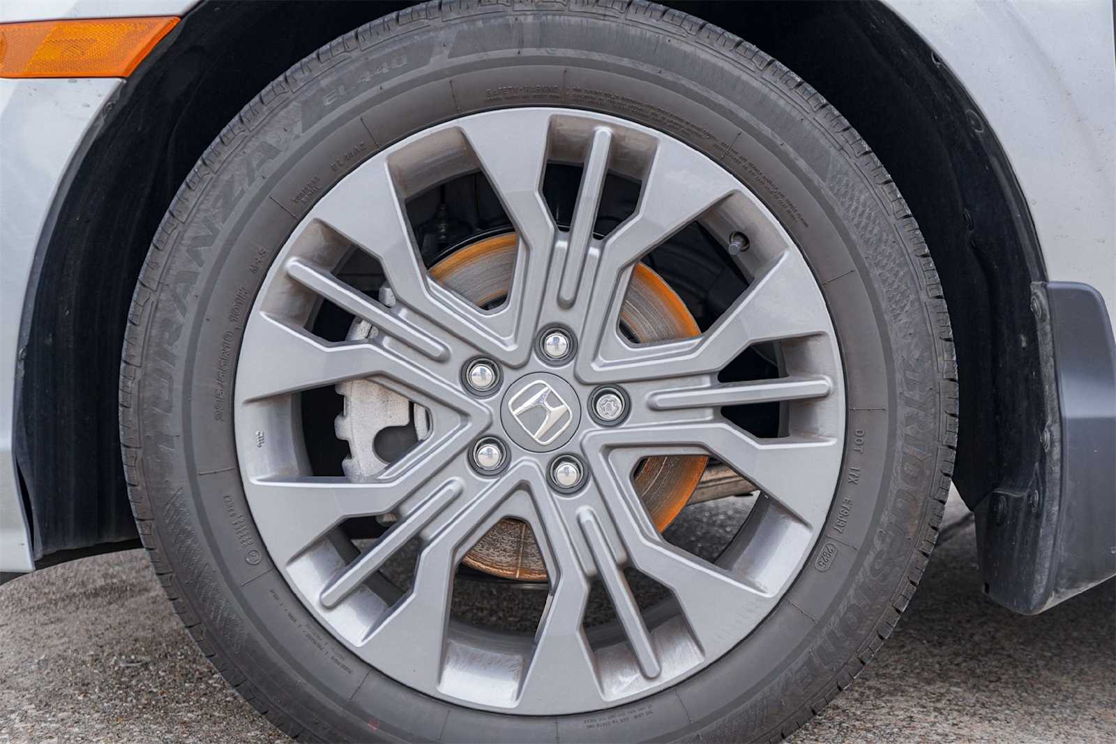 Thumbnail: 2026 Honda Odyssey - 8