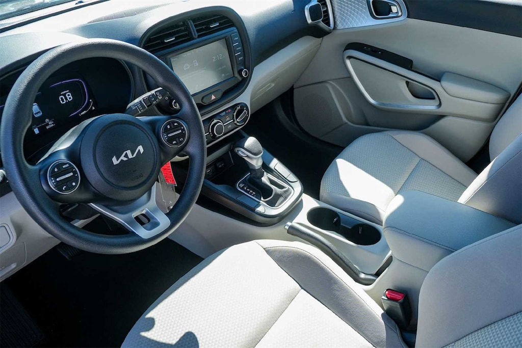 Used 2023 Kia Soul LX Hatchback