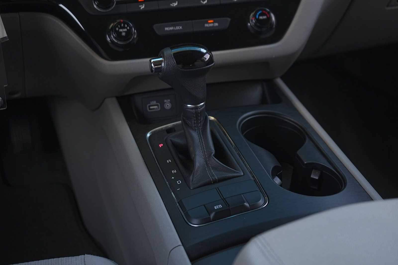 Thumbnail: 2017 Kia Sedona - 21