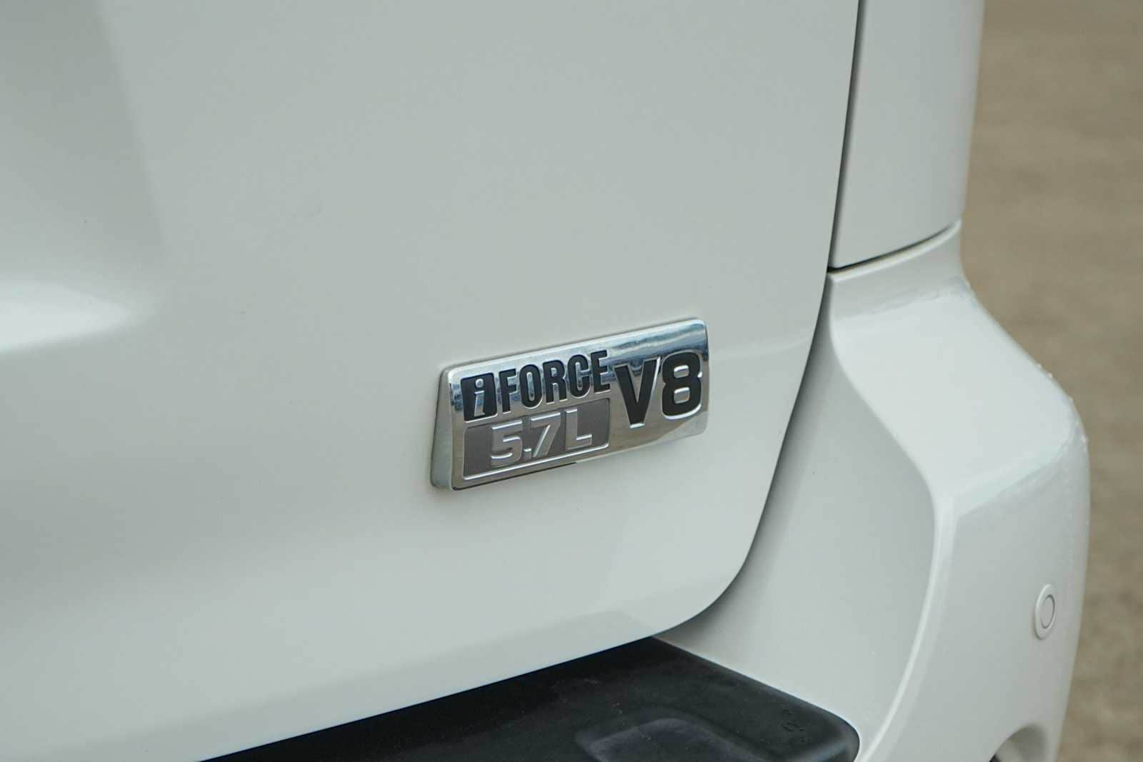 Thumbnail: 2013 Toyota Sequoia - 8