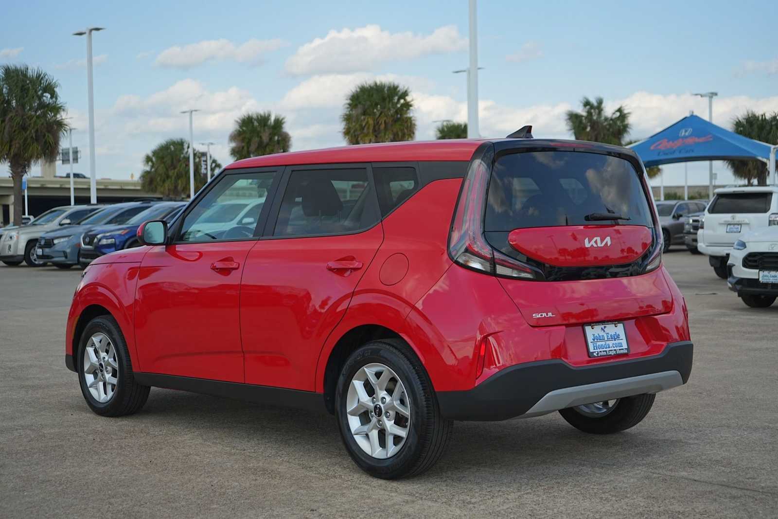 Thumbnail: 2023 Kia Soul - 4
