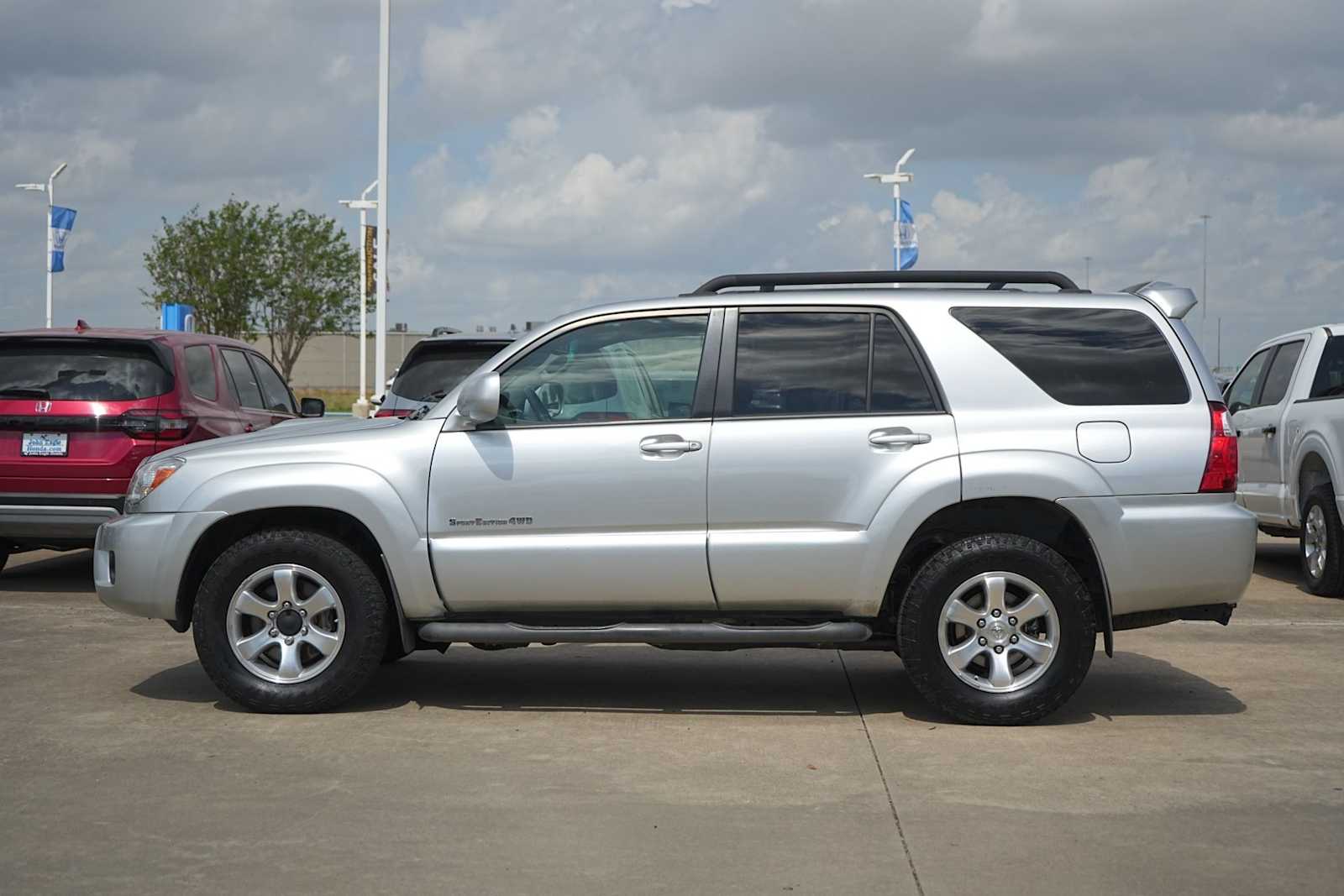 Thumbnail: 2008 Toyota 4Runner - 3
