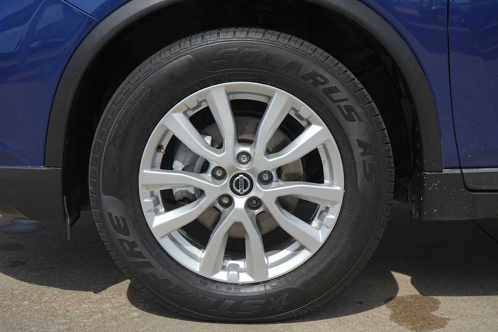 Thumbnail: 2020 Nissan Rogue - 7