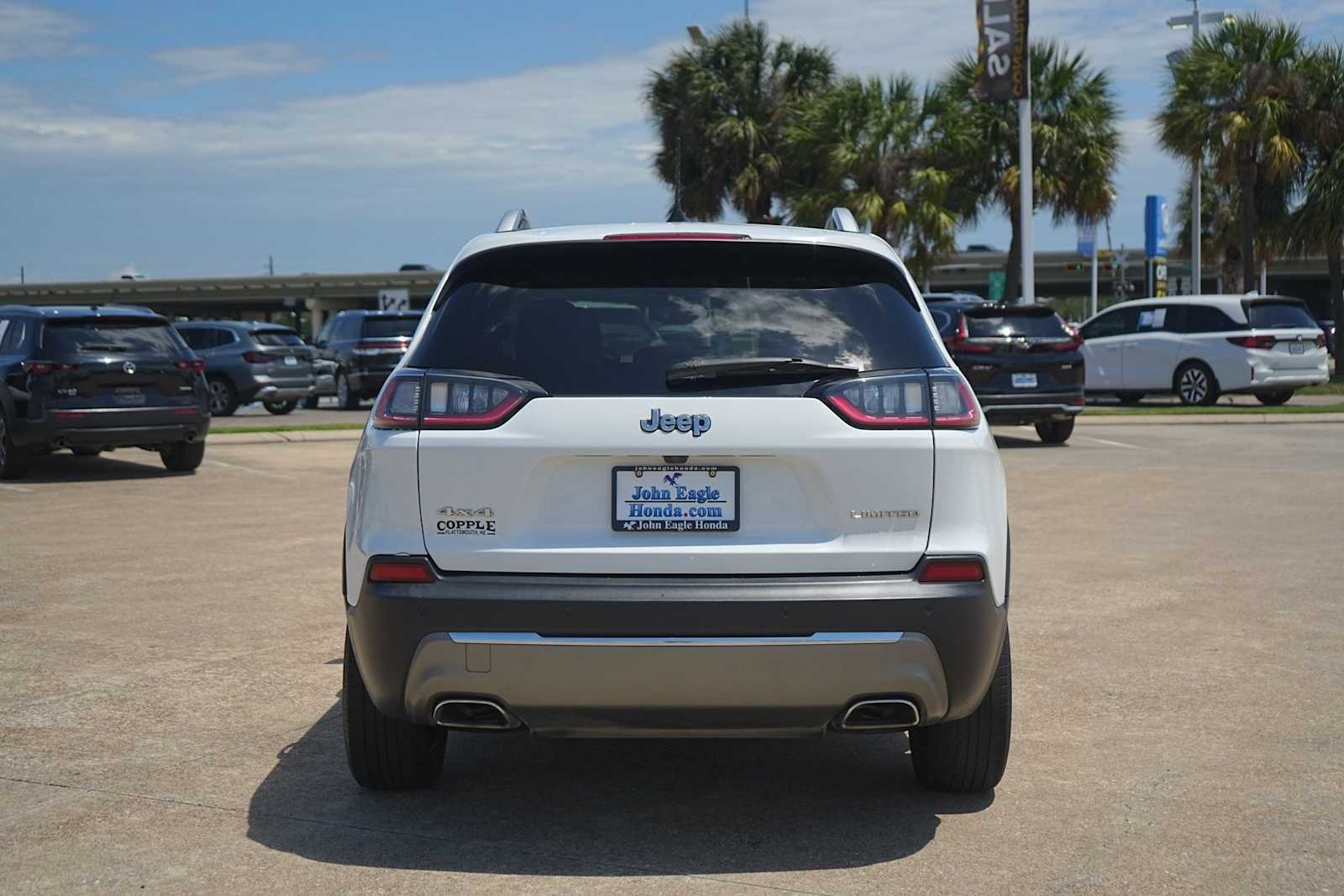 Thumbnail: 2019 Jeep Cherokee - 4