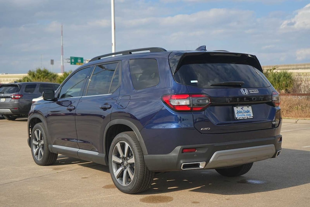 New 2025 Honda Pilot Touring SUV