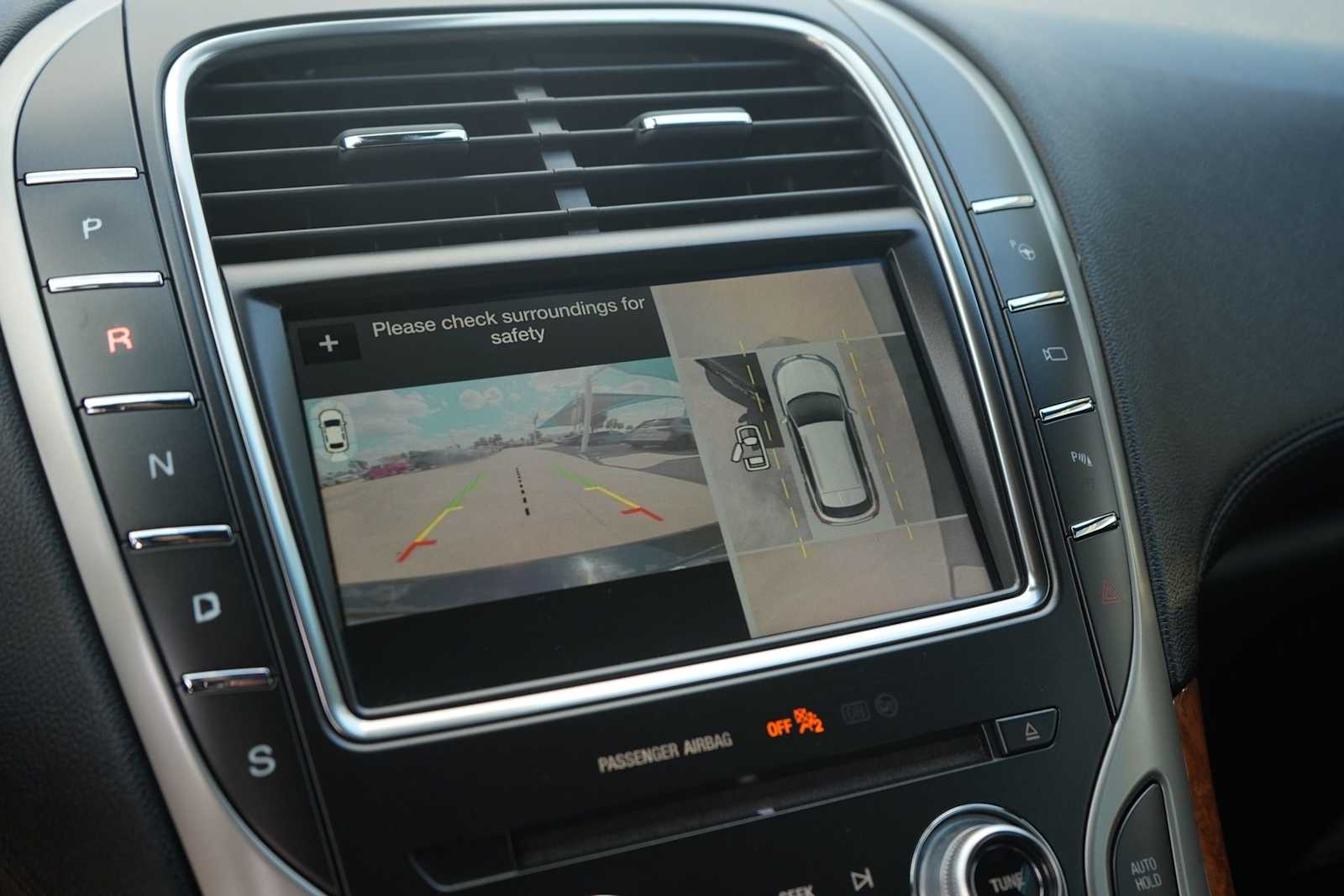 Thumbnail: 2018 Lincoln MKX - 21