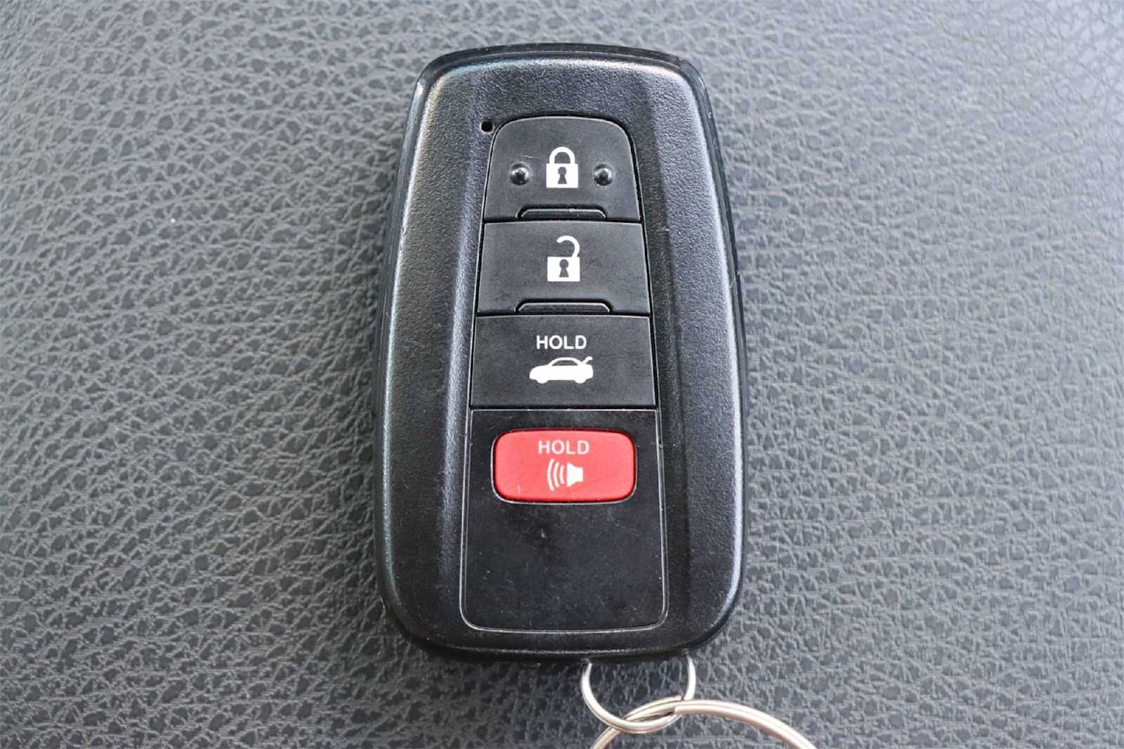 Thumbnail: 2022 Toyota Camry - 25