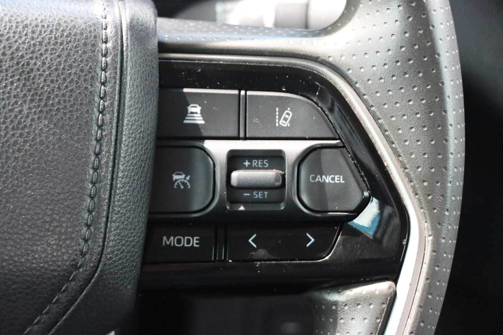 2022 Toyota Tundra SR5 24