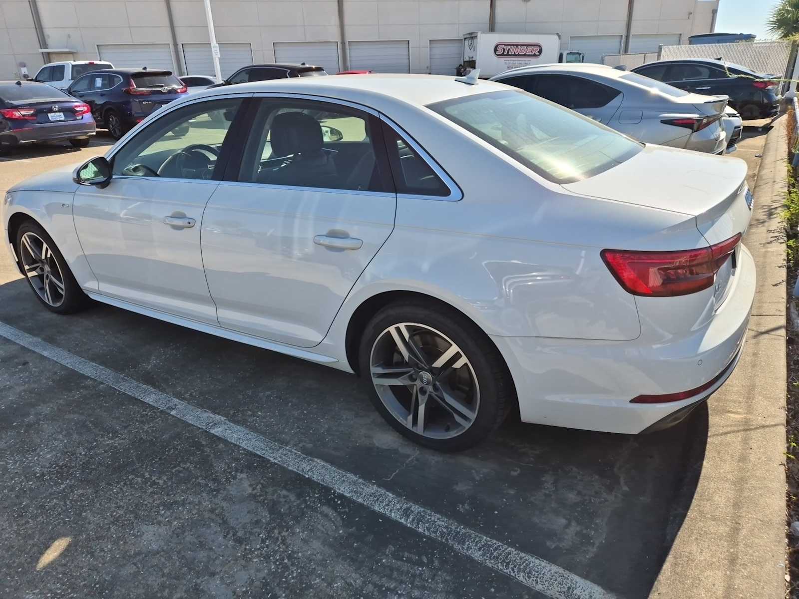 Thumbnail: 2017 Audi A4 - 2