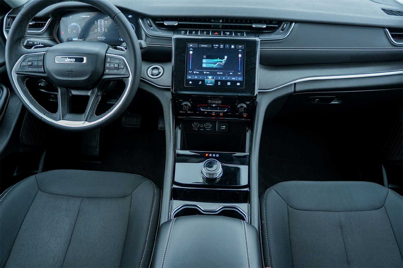 Thumbnail: 2023 Jeep Grand Cherokee - 10