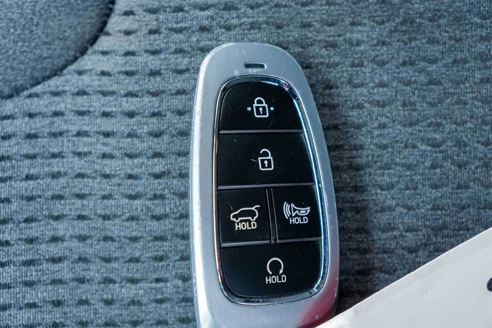 Thumbnail: 2023 Hyundai Santa Fe - 19