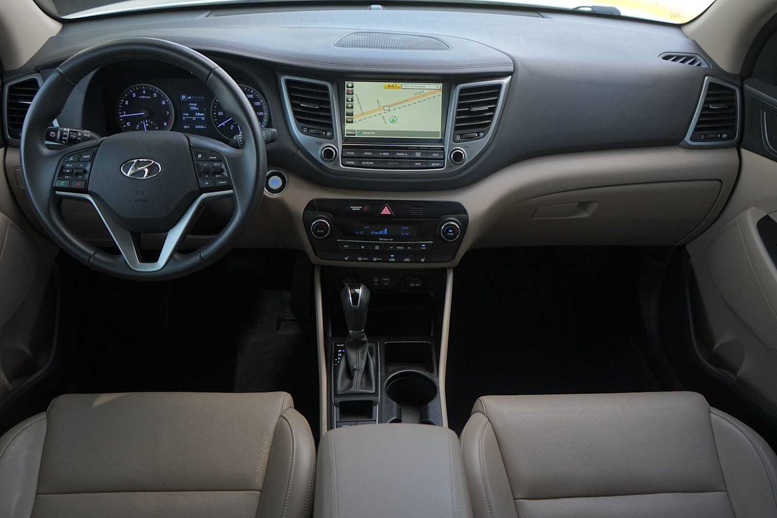 Thumbnail: 2017 Hyundai Tucson - 9