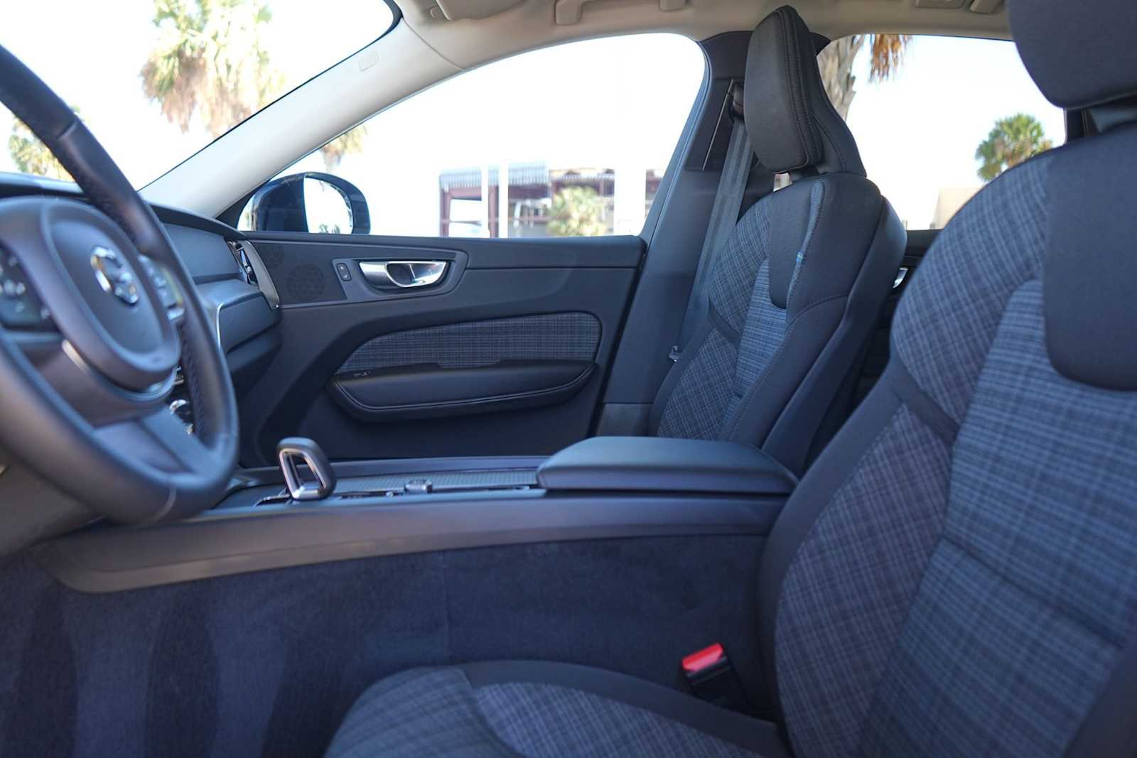 Thumbnail: 2024 Volvo XC60 - 11