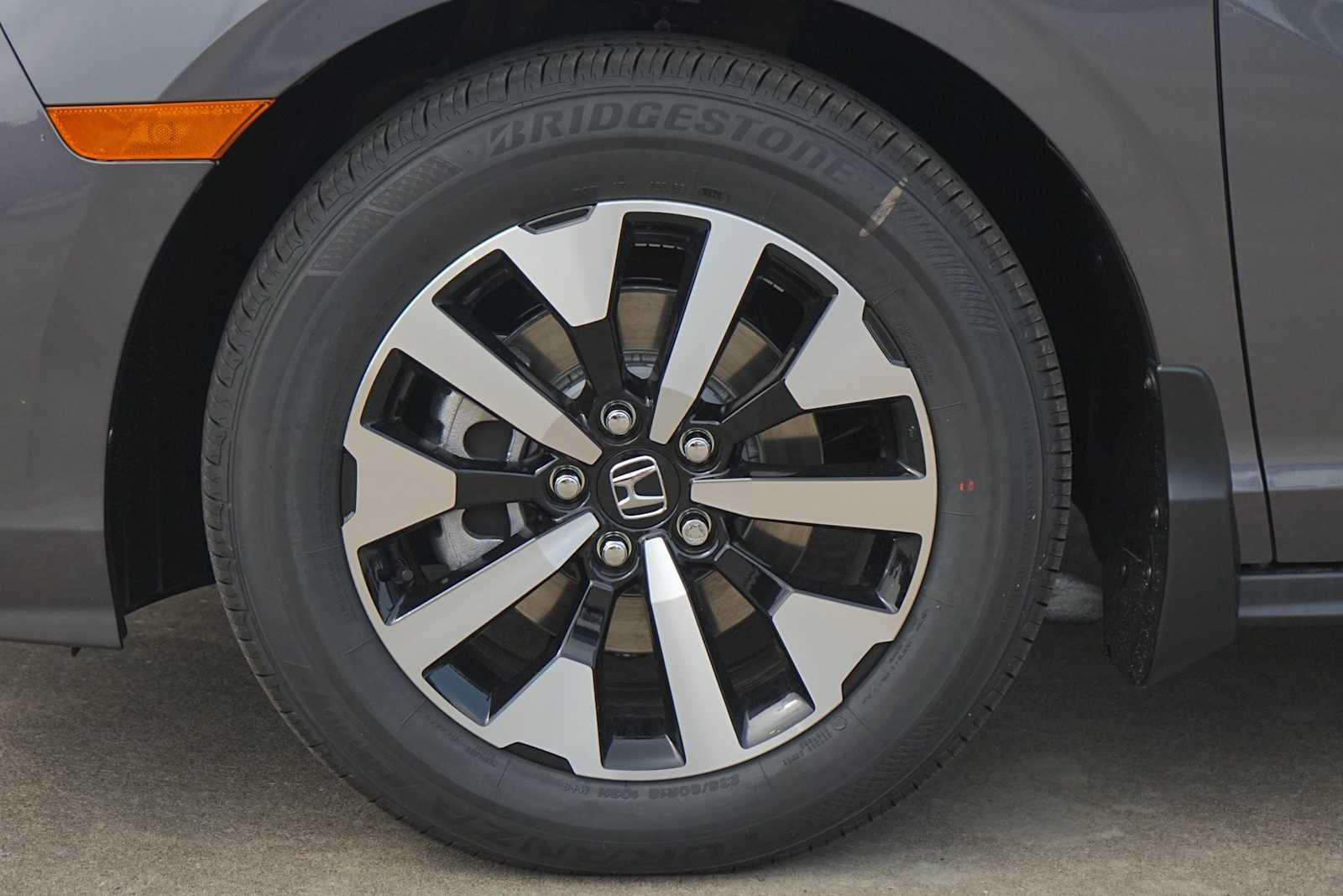Thumbnail: 2026 Honda Odyssey - 7
