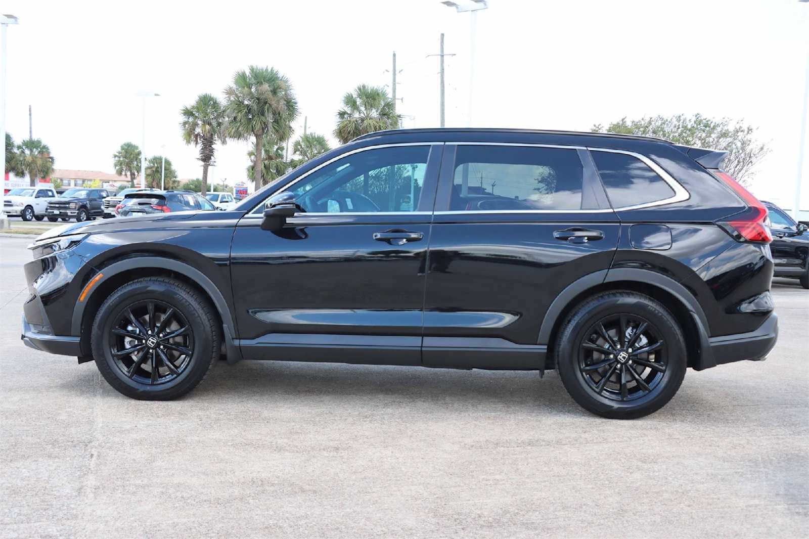 2025 Honda CR-V Hybrid Sport-L photo 2