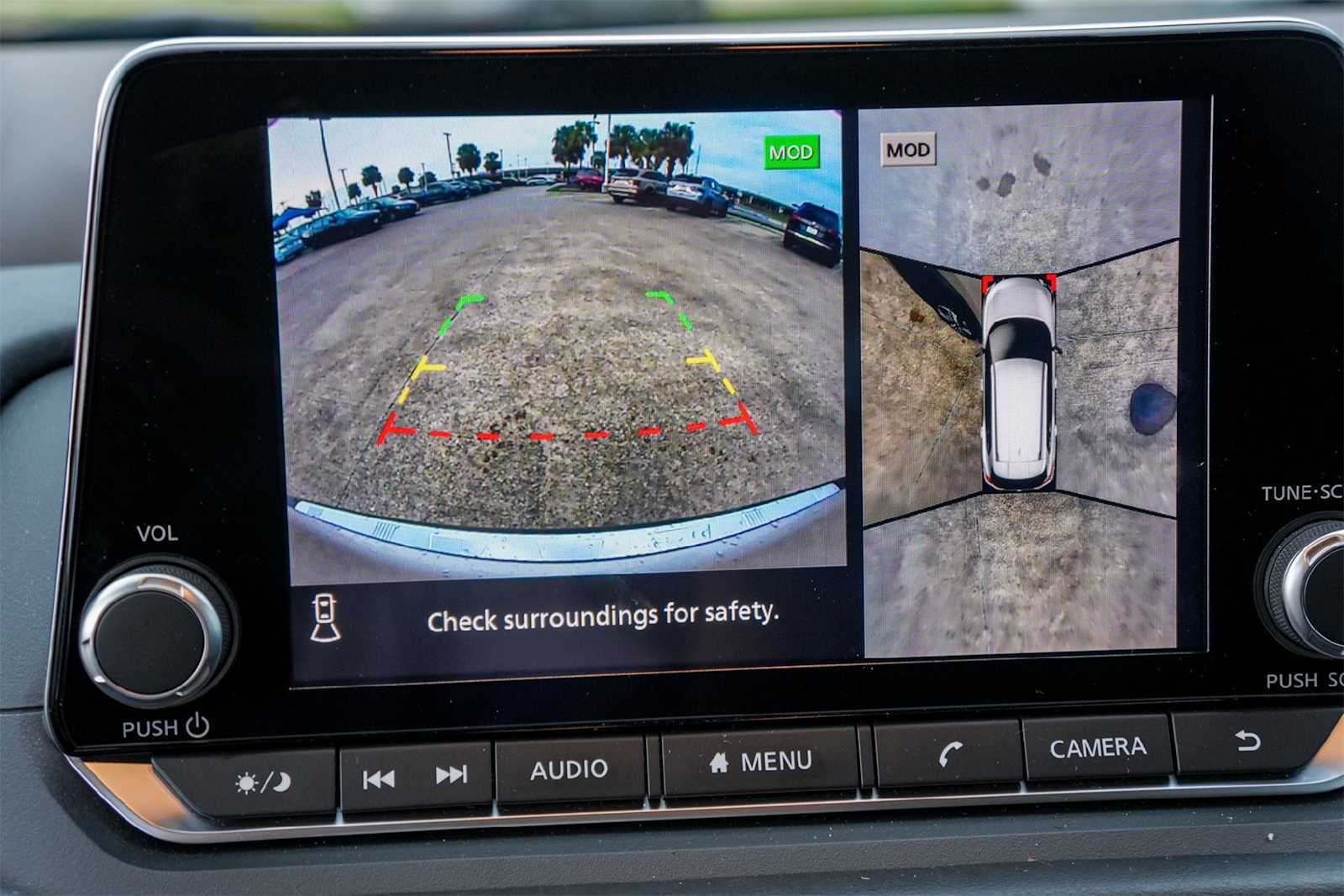 Thumbnail: 2021 Nissan Rogue - 24