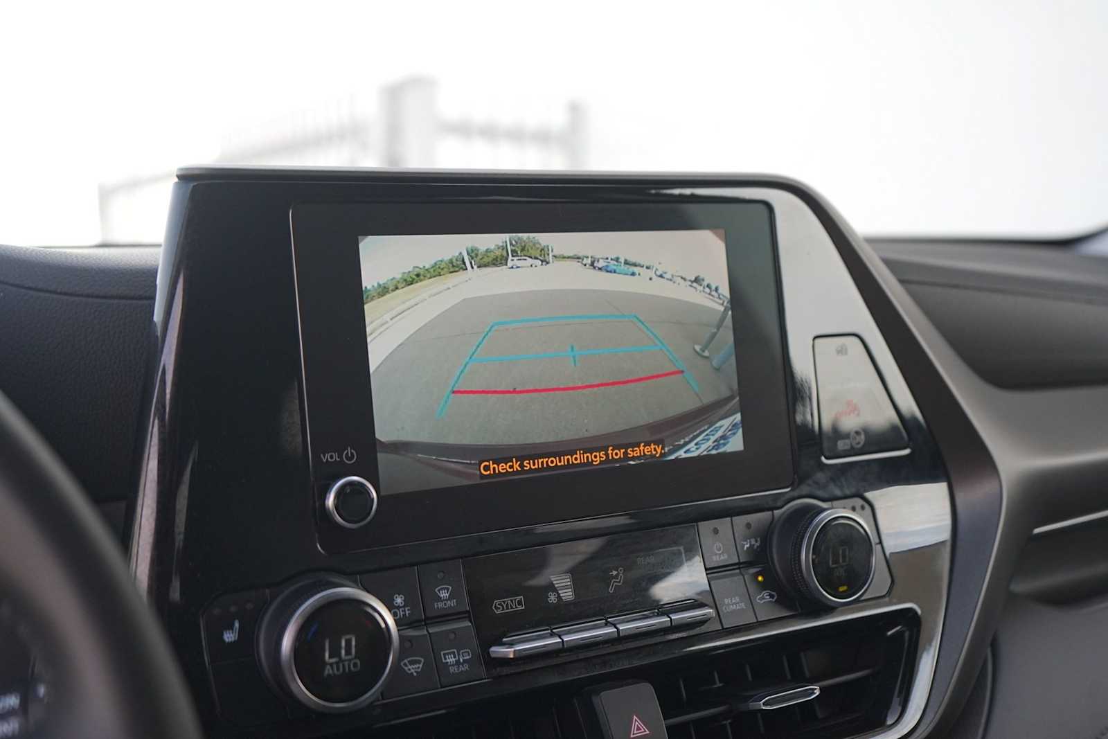 2023 Toyota Highlander XLE - Photo 22