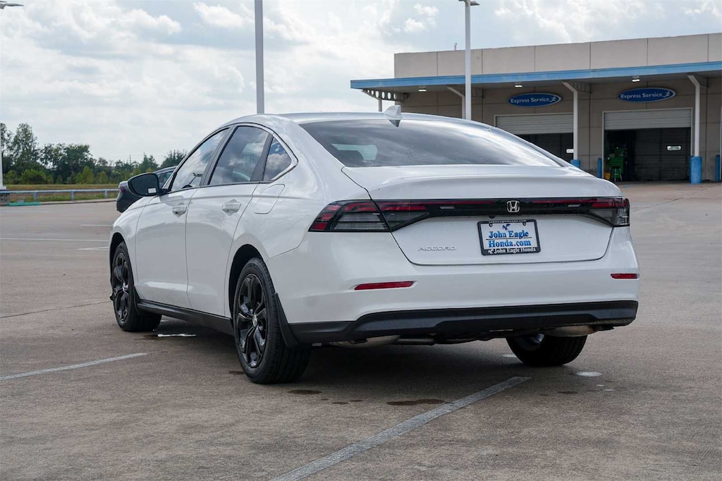 New 2025 Honda Accord LX Sedan