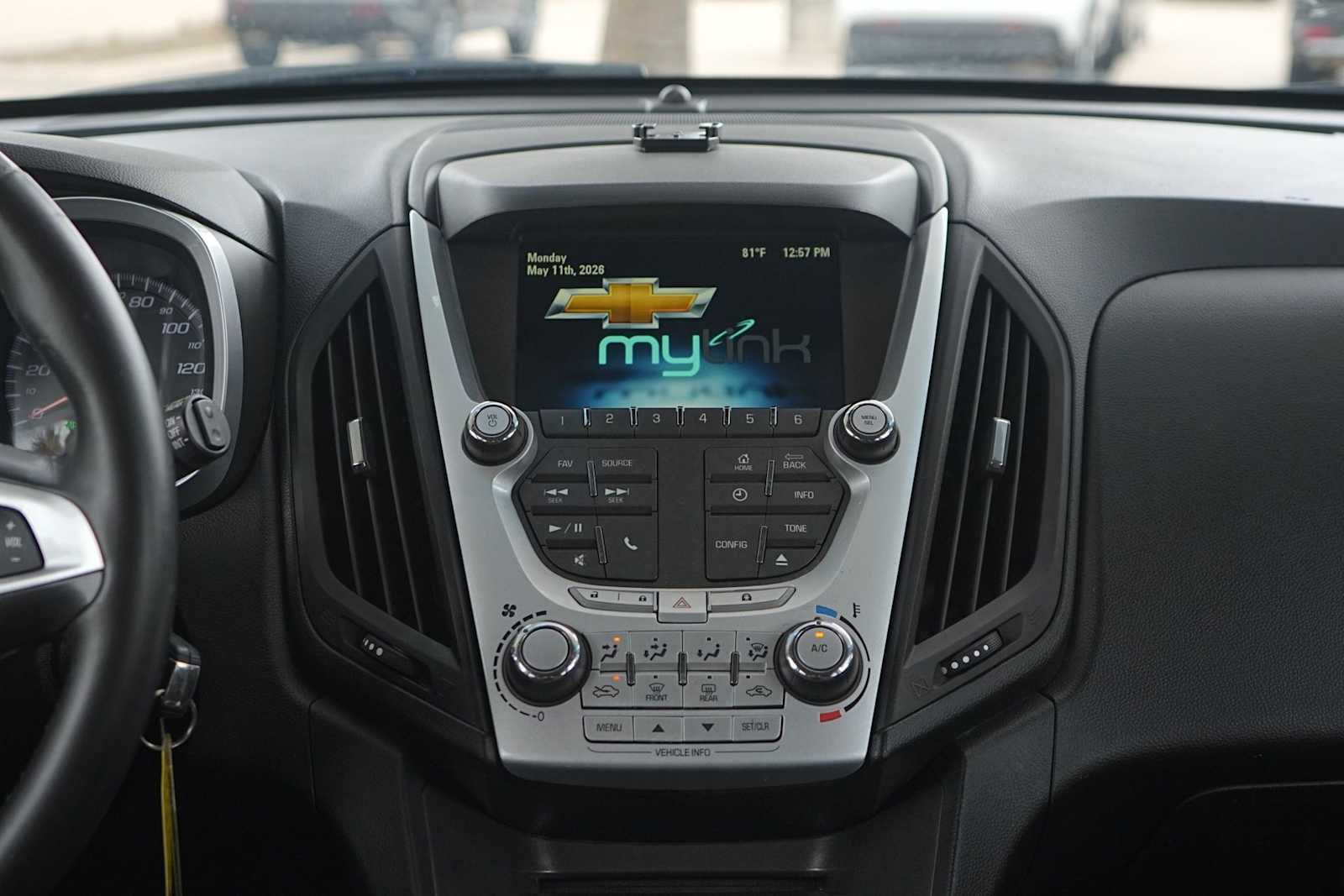 Thumbnail: 2013 Chevrolet Equinox - 19