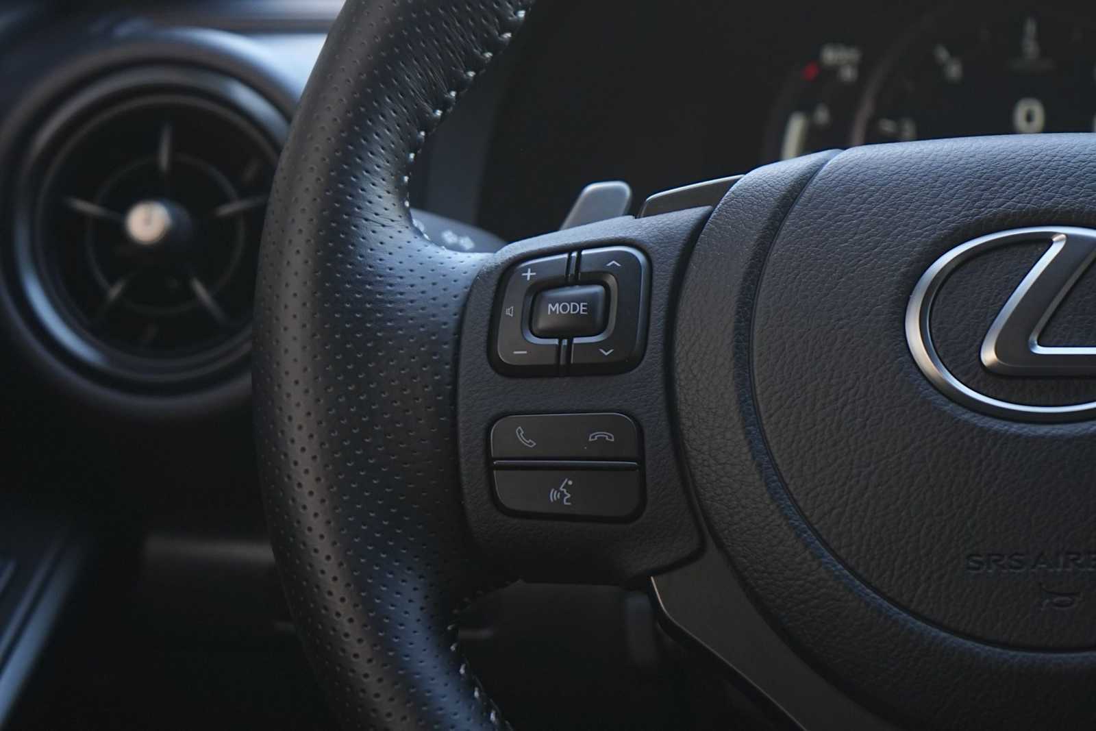 Thumbnail: 2024 Lexus IS - 17