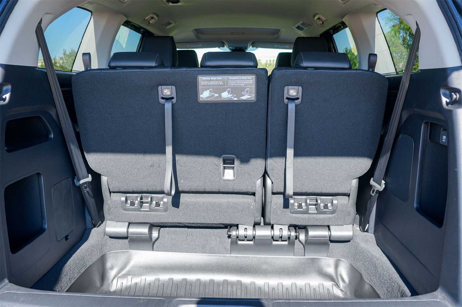 Thumbnail: 2025 Honda Odyssey - 19