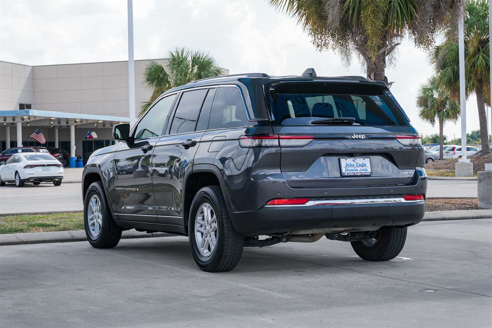 Thumbnail: 2023 Jeep Grand Cherokee - 30