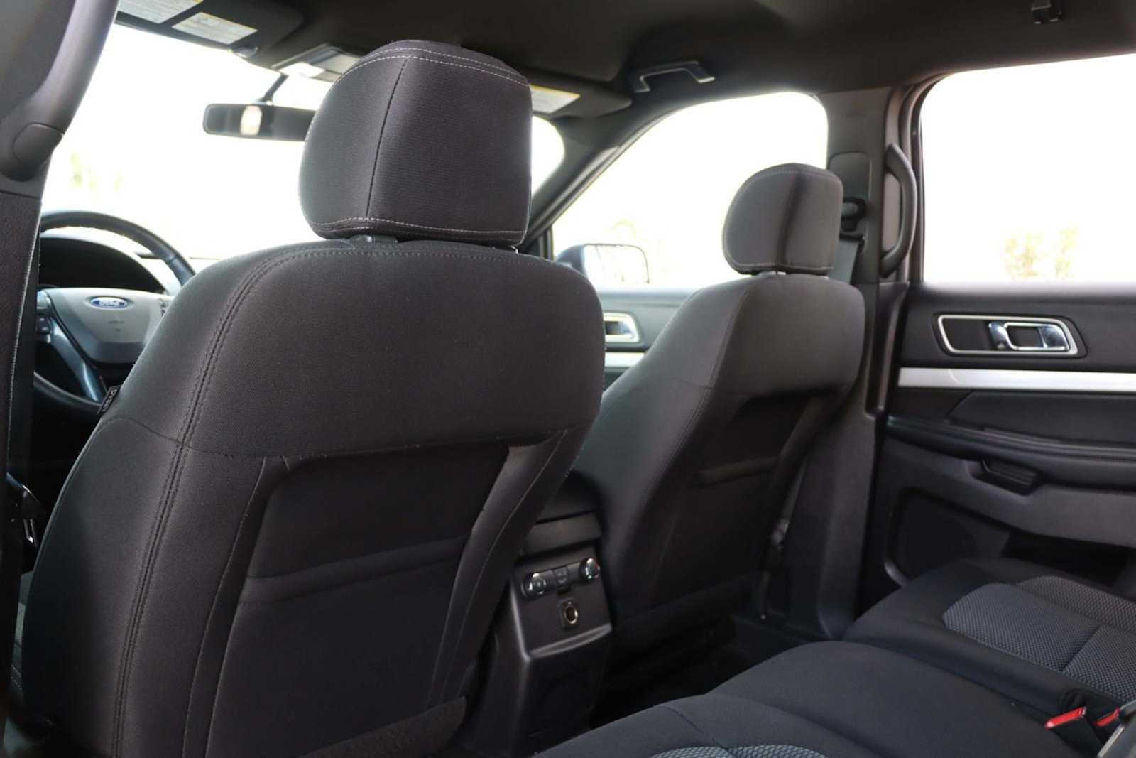 Thumbnail: 2017 Ford Explorer - 14