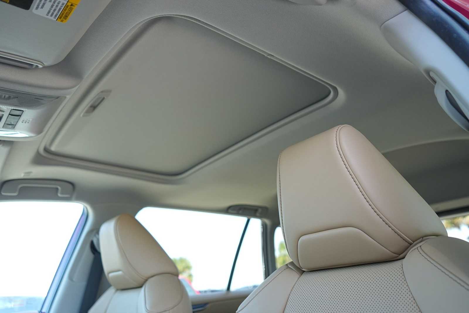 Thumbnail: 2024 Toyota RAV4 - 25