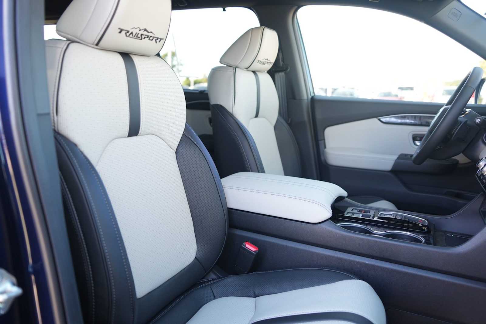 Thumbnail: 2026 Honda Passport - 14