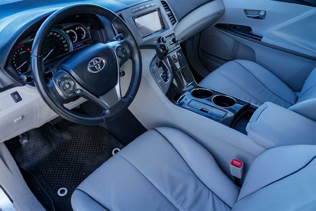 Used 2013 Toyota Venza XLE V6 Crossover