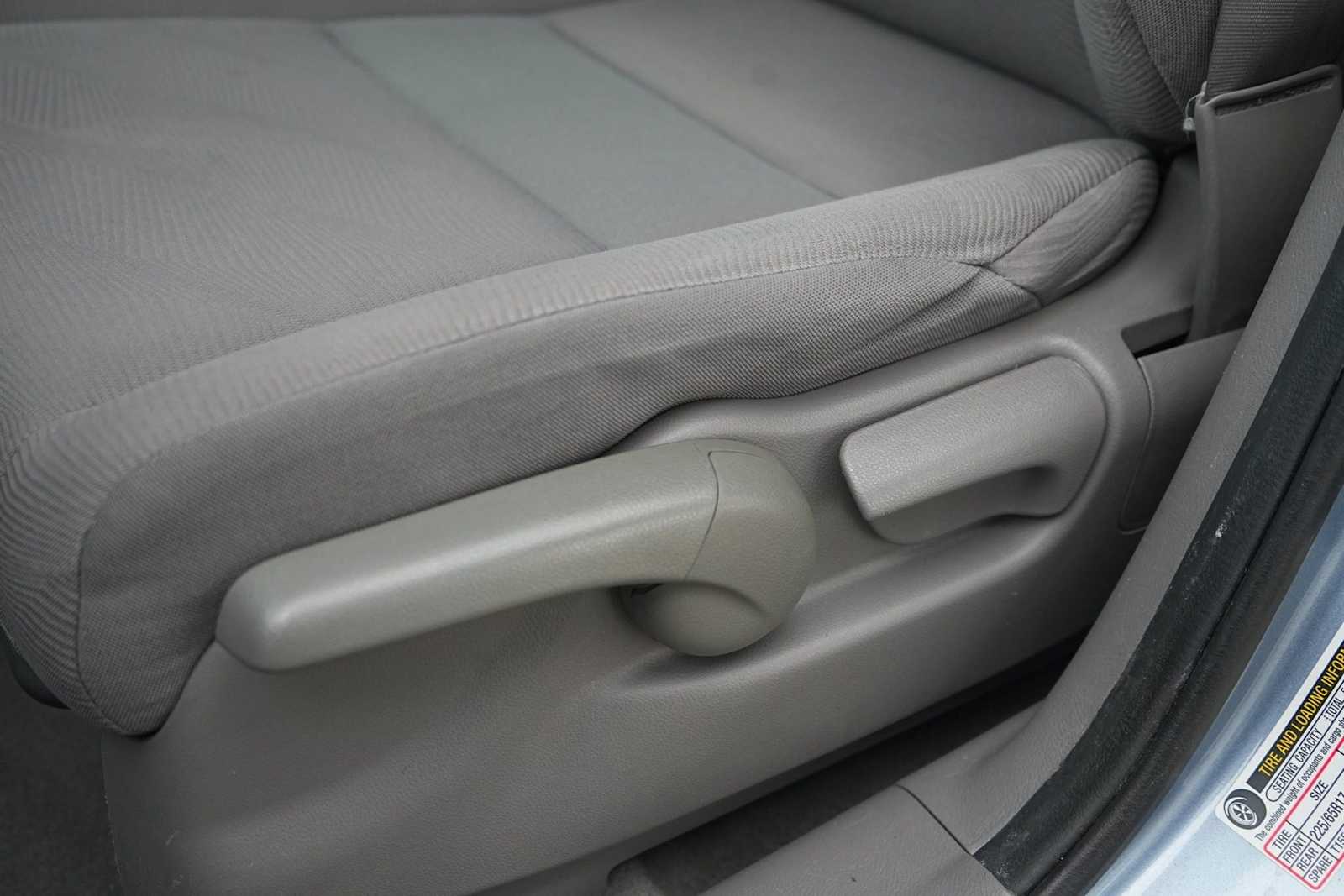 Thumbnail: 2010 Honda CR-V - 12