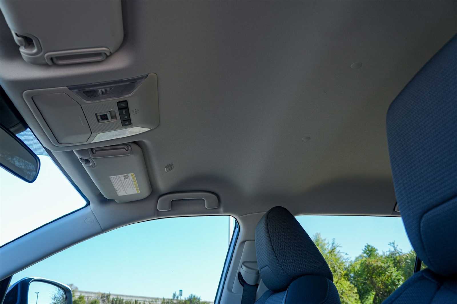 Thumbnail: 2025 Toyota RAV4 - 22