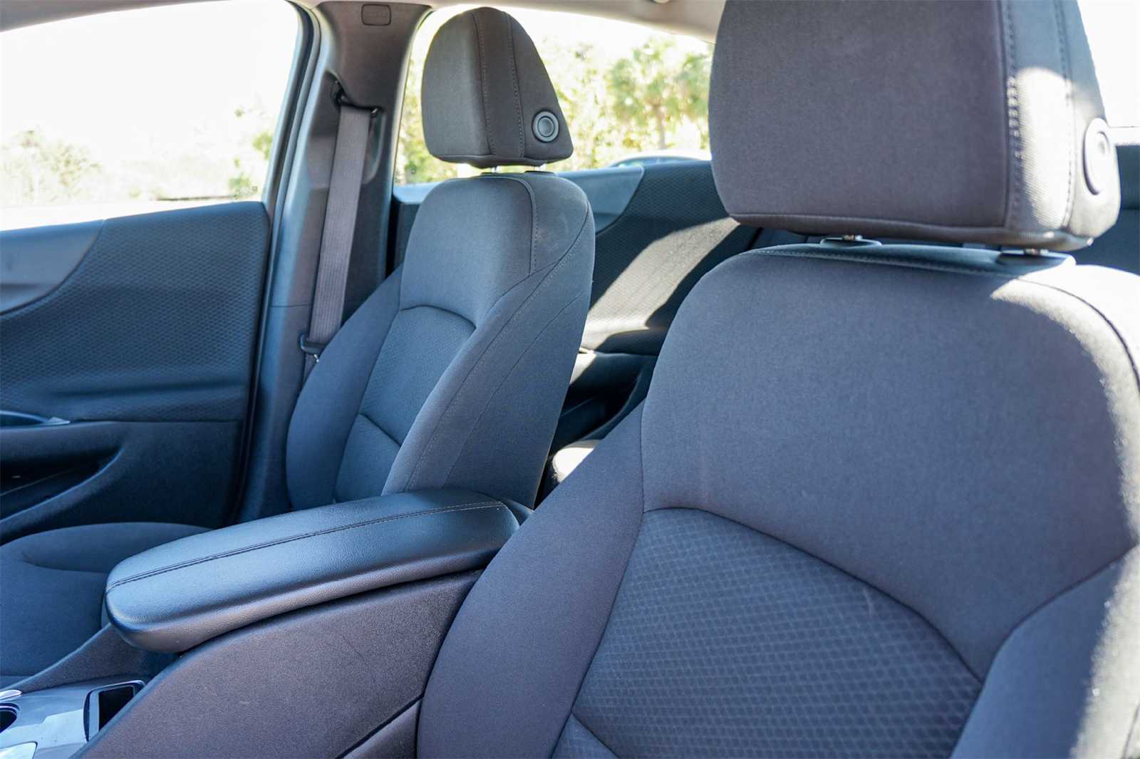 Thumbnail: 2025 Chevrolet Malibu - 11