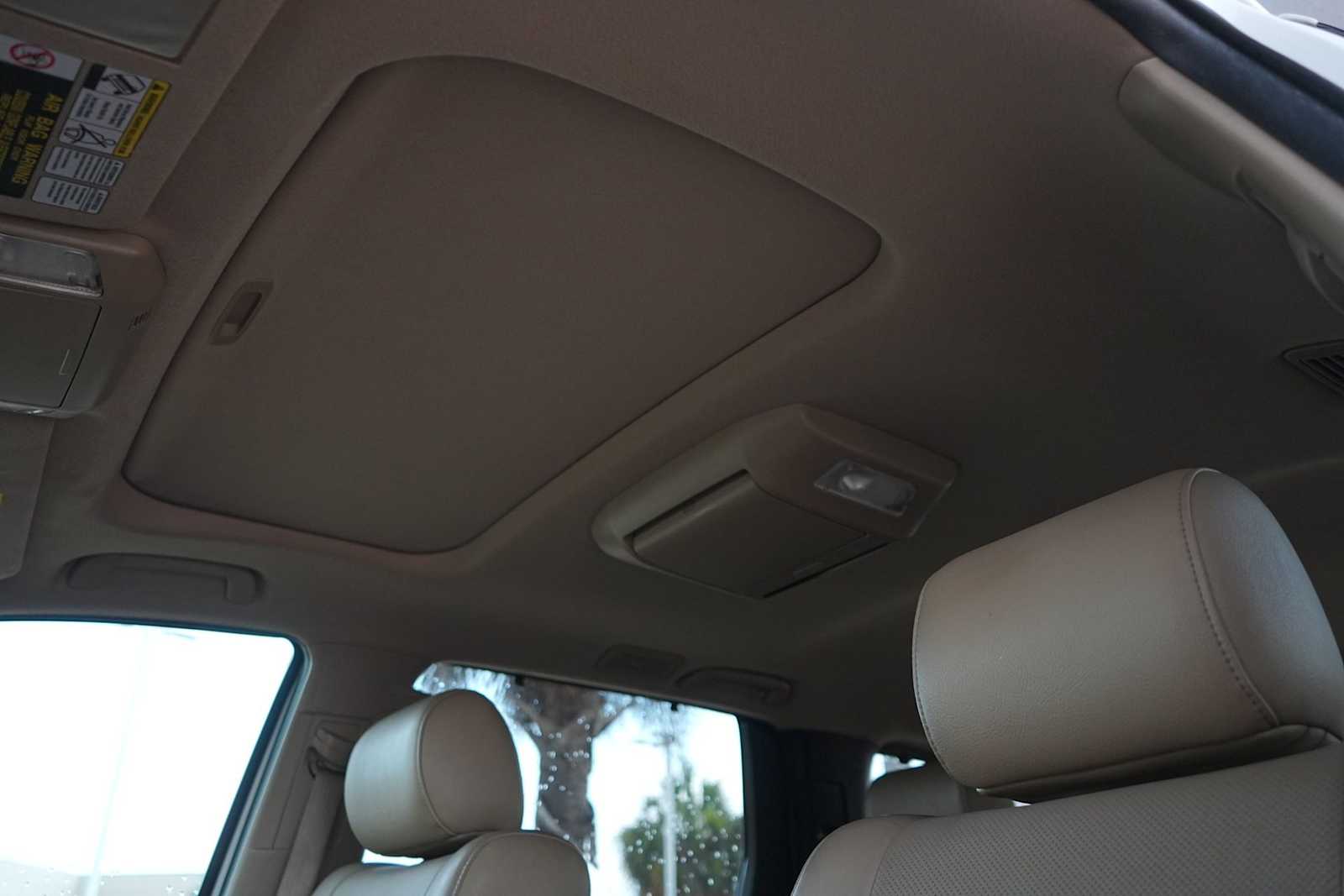 Thumbnail: 2013 Toyota Sequoia - 25