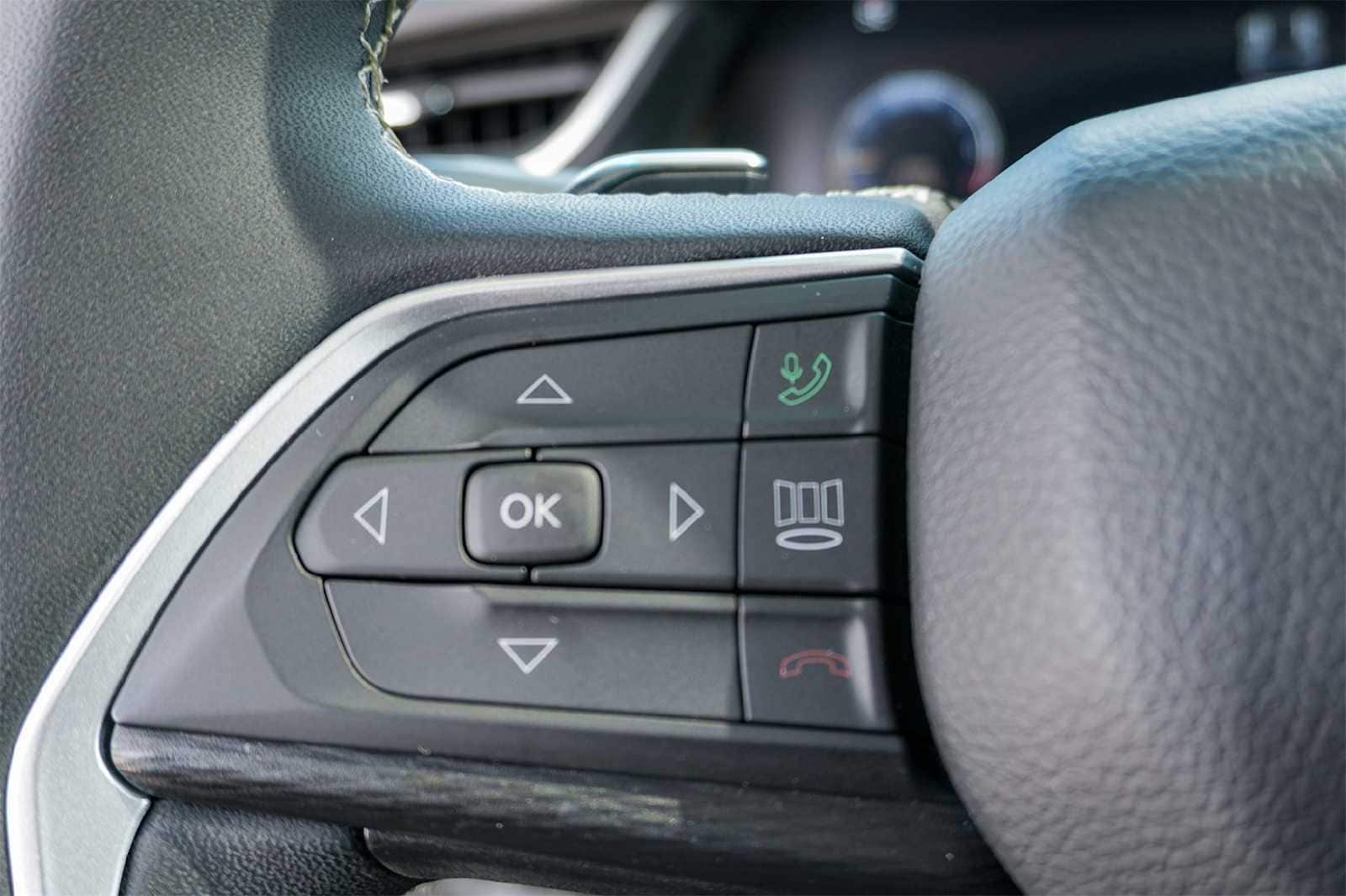 Thumbnail: 2023 Jeep Grand Cherokee - 23